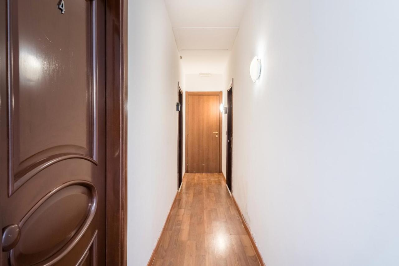 Rooms Piramide โรม ภายนอก รูปภาพ